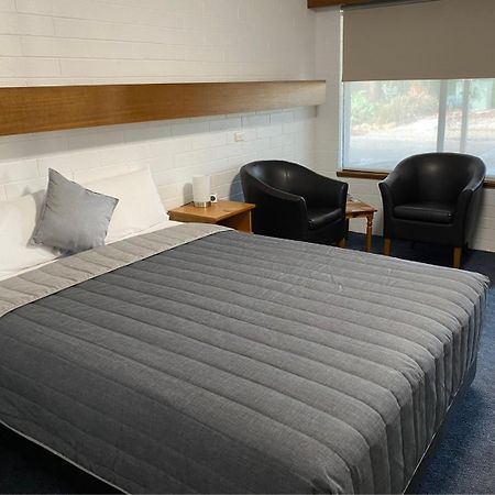 Orana Motor Inn Милдьюра Экстерьер фото